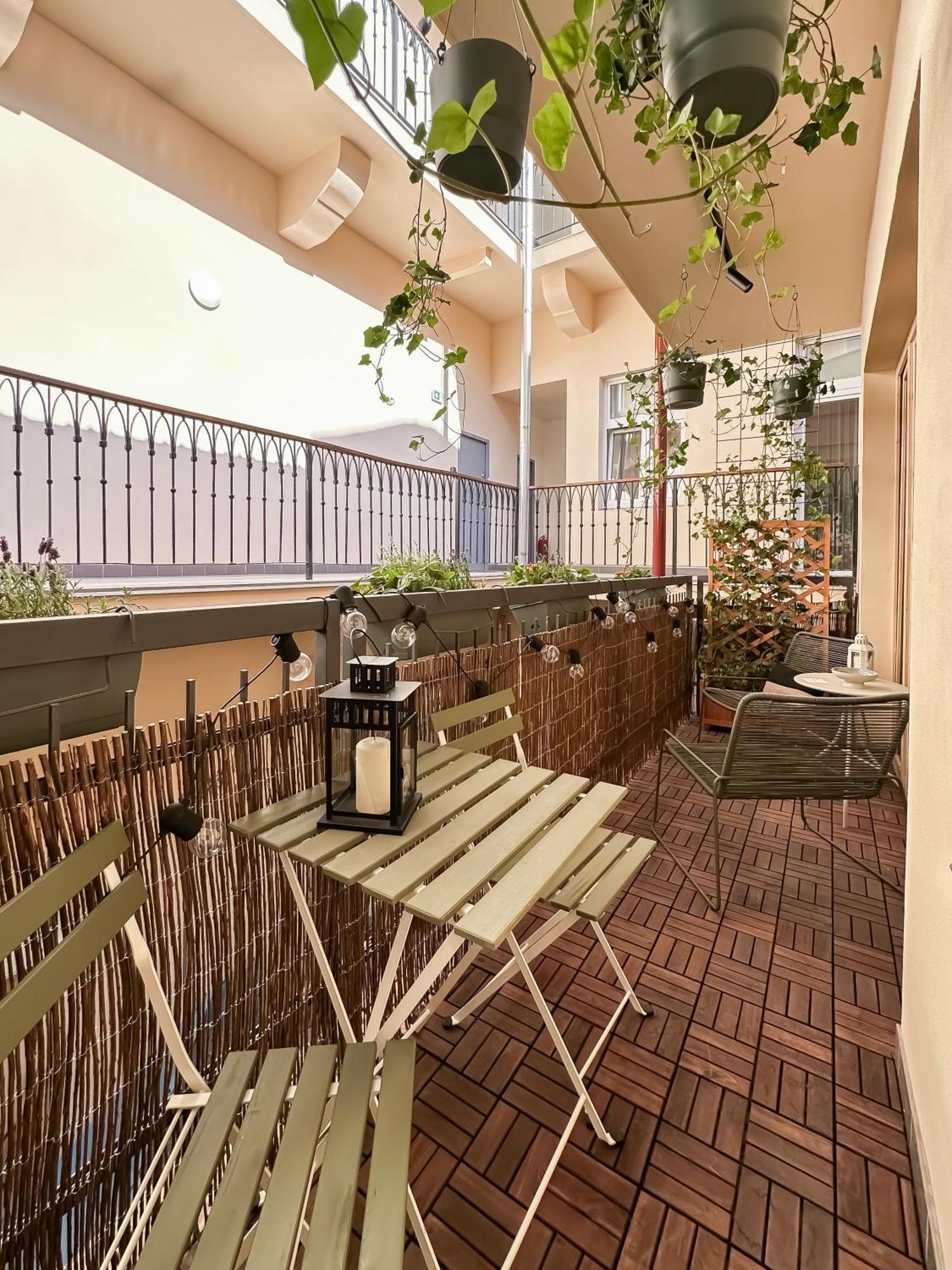 Apartment Turnkey I Karlin Square Prag